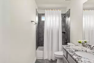 2077 Brookmont Dr, Conroe, TX 77301 - Photo 37