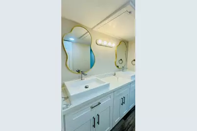 357 N Post Oak Lane #101, Houston, TX 77024 - Photo 9