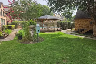 2425 Holly Hall St, Houston, TX 77054 - Photo 5