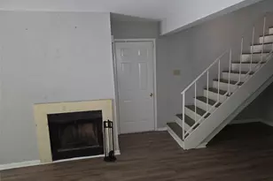2425 Holly Hall St, Houston, TX 77054 - Photo 17