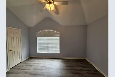 5739 Henniker Drive, Houston, TX 77041 - Photo 17