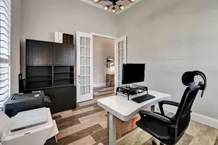 13219 Pkwy Hills Dr, Houston, TX 77077 - Photo 5