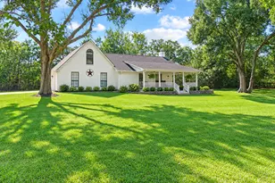 540 Hickory Creek Rd, Bellville, TX 77418 - Photo 1
