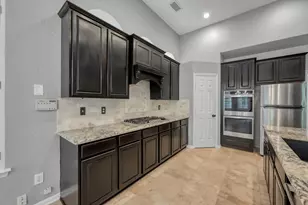 78 E Stockbridge Landing Circle, The Woodlands, TX 77382 - Photo 7