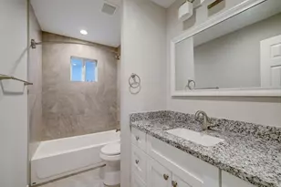 512 Ridge, Houston, TX 77009 - Photo 1