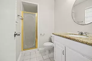 807 Voyager Dr, Houston, TX 77062 - Photo 15