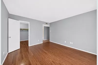 2100 Wilcrest Drive #140, Houston, TX 77042 - Photo 15
