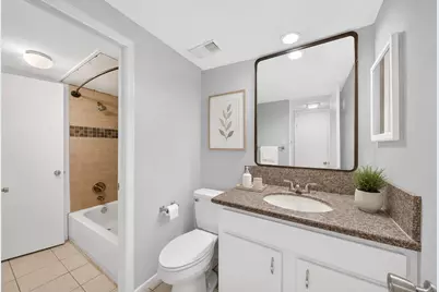 2100 Wilcrest Drive #140, Houston, TX 77042 - Photo 5
