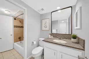 2100 Wilcrest Dr, Houston, TX 77042 - Photo 5
