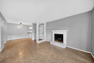 2100 Wilcrest Dr, Houston, TX 77042 - Photo 11