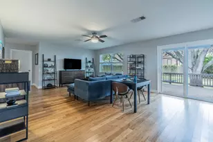 4110 Ave Q 1/2, Galveston, TX 77550 - Photo 7