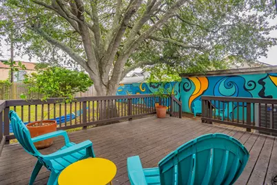4110 Avenue Q 1/2, Galveston, TX 77550 - Photo 25