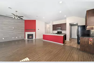 8218 Pastel Dawn Trace, Houston, TX 77049 - Photo 5