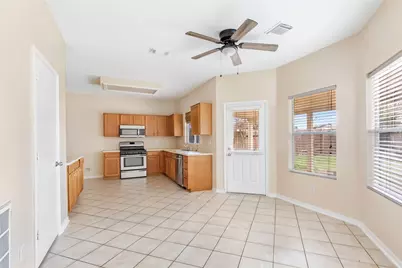 12206 Beacon Tree Court, Humble, TX 77346 - Photo 5