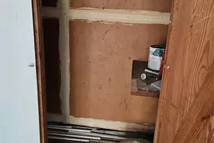 18 S Pin Oak Dr, Texas City, TX 77591 - Photo 9