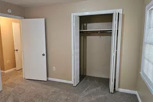 18 S Pin Oak Dr, Texas City, TX 77591 - Photo 11