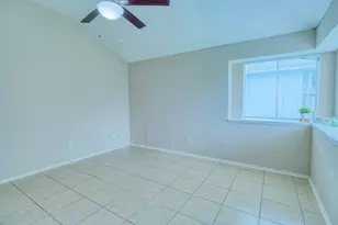 5619 Gineridge Dr, Houston, TX 77053 - Photo 19