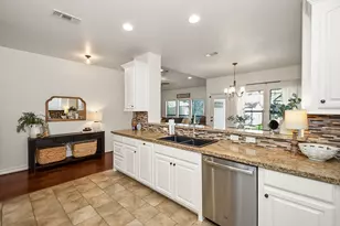 235 Wentworth Dr, West Columbia, TX 77486 - Photo 5