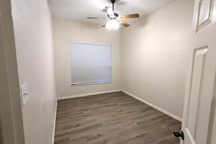 13415 Highland Park Ct, Houston, TX 77070 - Photo 9