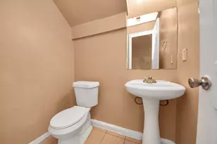 8130 Jutland Rd, Houston, TX 77033 - Photo 27