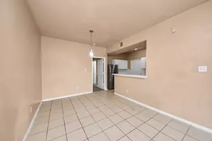 8130 Jutland Rd, Houston, TX 77033 - Photo 15