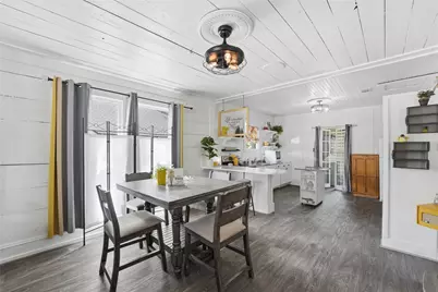 805 E Academy Street, Brenham, TX 77833 - Photo 7