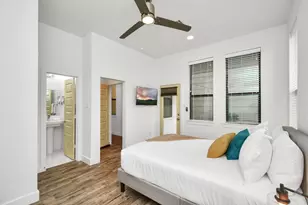 1705 Dunlavy St, Houston, TX 77006 - Photo 5