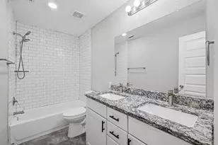 79 Fallshire Dr, The Woodlands, TX 77381 - Photo 13