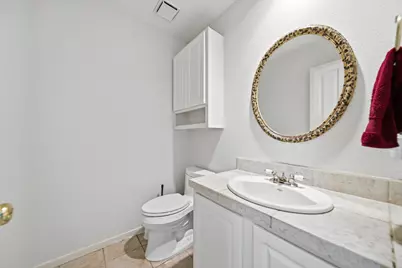 96 E Lakeridge Drive, The Woodlands, TX 77381 - Photo 17