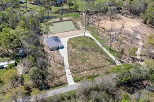 168 County Rd 470, Dayton, TX 77535 - Photo 1