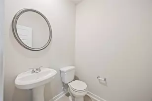 16866 Needlepoint Dr, Conroe, TX 77302 - Photo 5