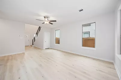 16866 Needlepoint Drive, Conroe, TX 77302 - Photo 7