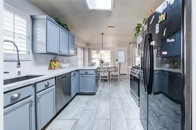 5143 W Harrow Drive, Houston, TX 77084 - Photo 17