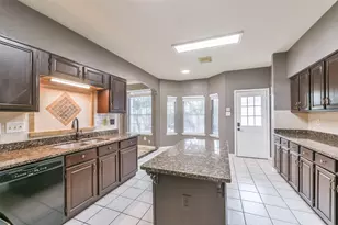 2509 S Mission Cir, Friendswood, TX 77546 - Photo 19