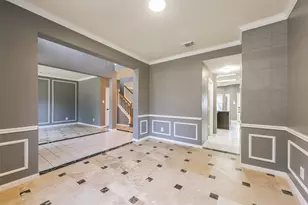 2509 S Mission Cir, Friendswood, TX 77546 - Photo 9