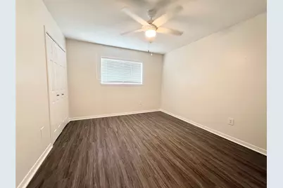 500 Willow Drive #C7, Lake Jackson, TX 77566 - Photo 9