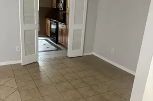 9809 Richmond Ave, Houston, TX 77042 - Photo 7