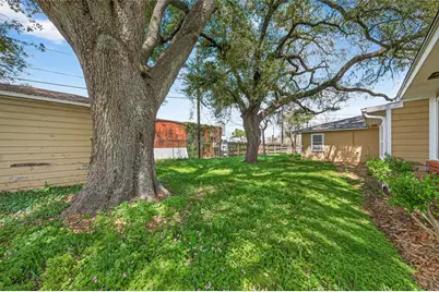 12006 Zavalla Street, Houston, TX 77085 - Photo 45