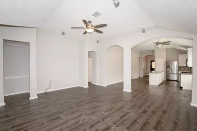 863 Sierra Brook Lane, League City, TX 77573 - Photo 13