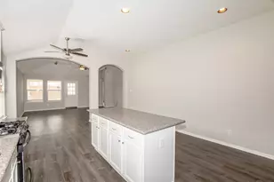 863 Sierra Brook Ln, League City, TX 77573 - Photo 11