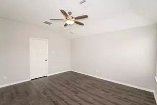 863 Sierra Brook Ln, League City, TX 77573 - Photo 21