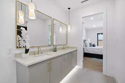 3106 Newcastle Drive, Houston, TX 77027 - Photo 21