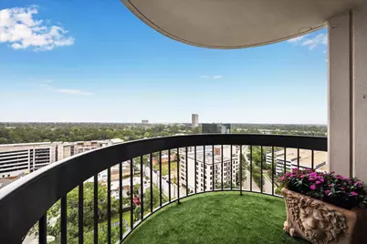 5001 Woodway Drive Drive #1806, Houston, TX 77056 - Photo 13