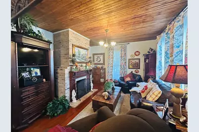 111 S Masonic Street, Bellville, TX 77418 - Photo 17