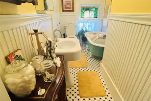 111 S Masonic St, Bellville, TX 77418 - Photo 13