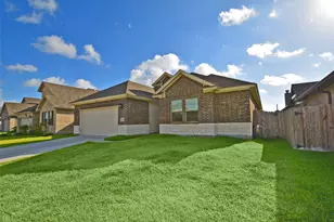 8158 Luz de Luna St, Corpus Christi, TX 78414 - Photo 3