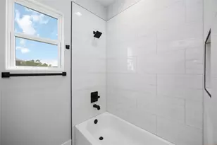 2507 N MacGregor Way, Houston, TX 77004 - Photo 17