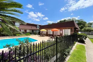 9303 Hammerly Blvd, Houston, TX 77080 - Photo 25