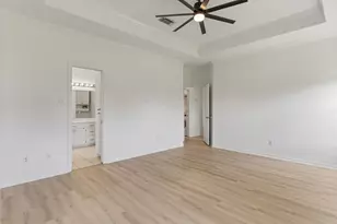 54 Tangerine Ct, Lake Jackson, TX 77566 - Photo 15