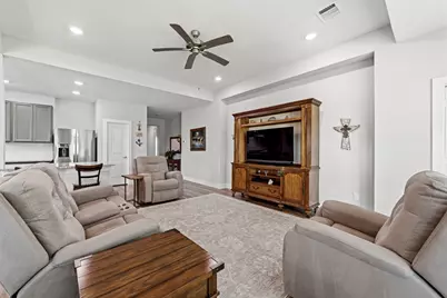 6109 White Oak Leaf Loop, Conroe, TX 77303 - Photo 9